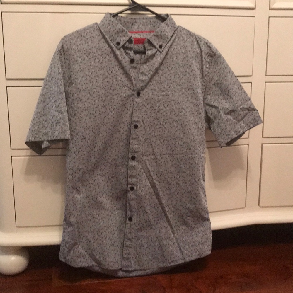 Alfani button up short sleeved shirt